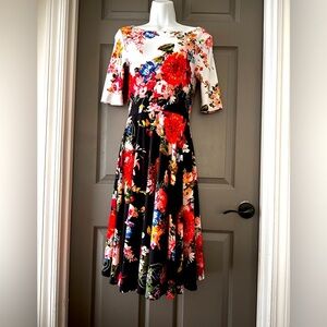 Pretty Black/White Multicolor Floral Spring/Summer Dress Sz Small
